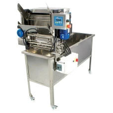 Lyson | Automatic Uncapping Tank with Fluid Heated Blades
